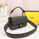  Fendi Vintage Size: 26 14cm