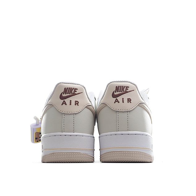  Nike Air Force 1 Hot Chocolate Low-Top Sneakers