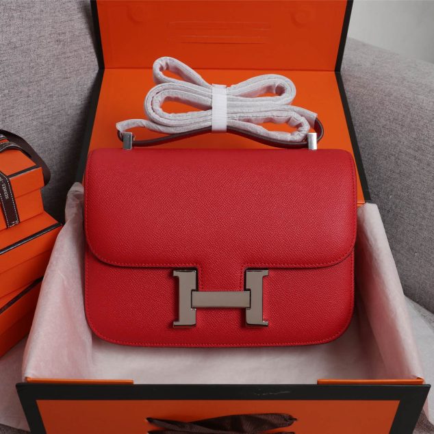  Hermes stewardess bag Size: 19*5*14.5cm 22*6*17