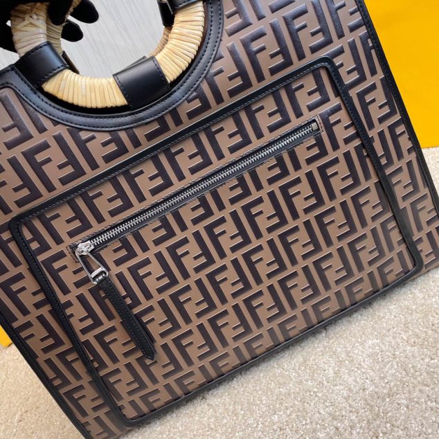  FENDI Runaway Shopping Ref: 8804