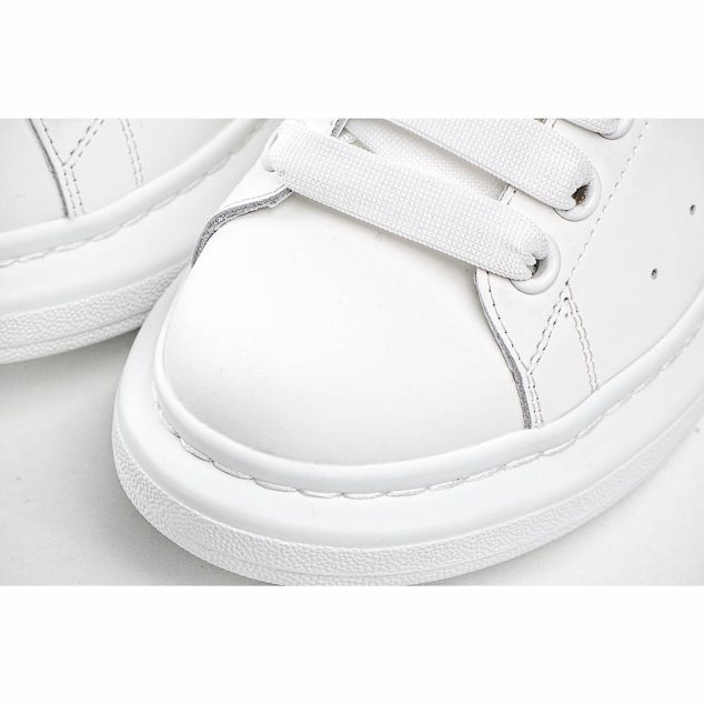  Alexander McQueen sole sneakers