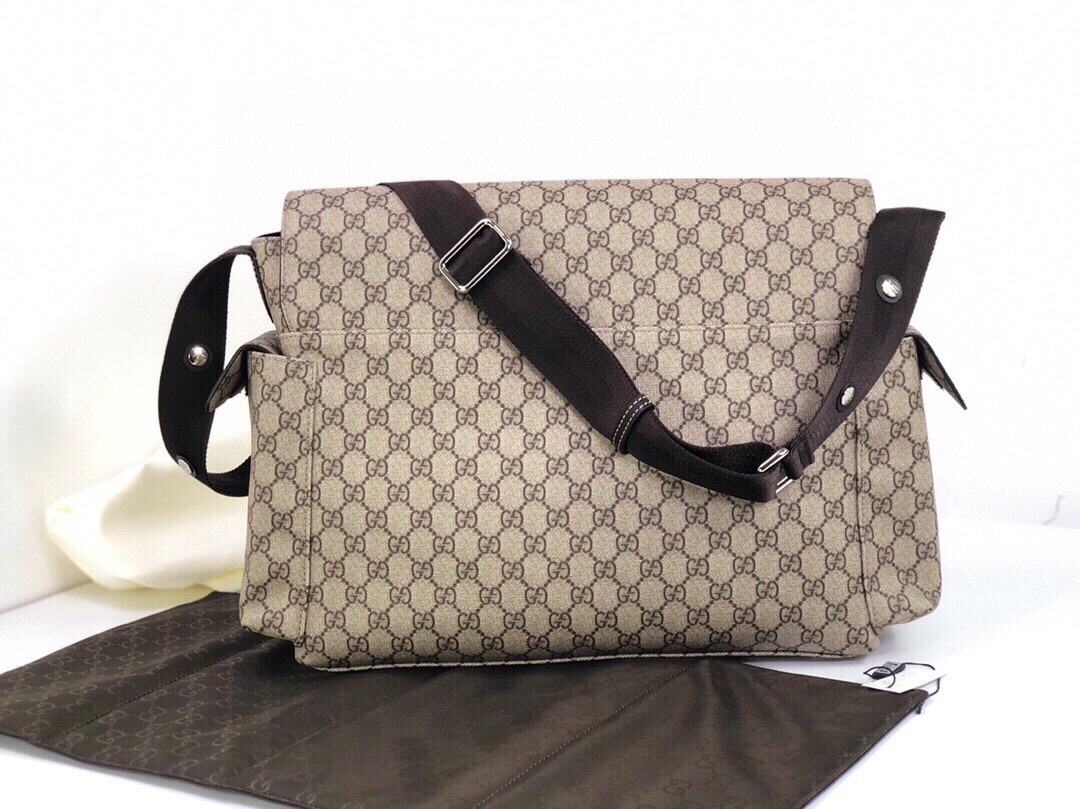 GG Supreme mami bag 44x28x14cm